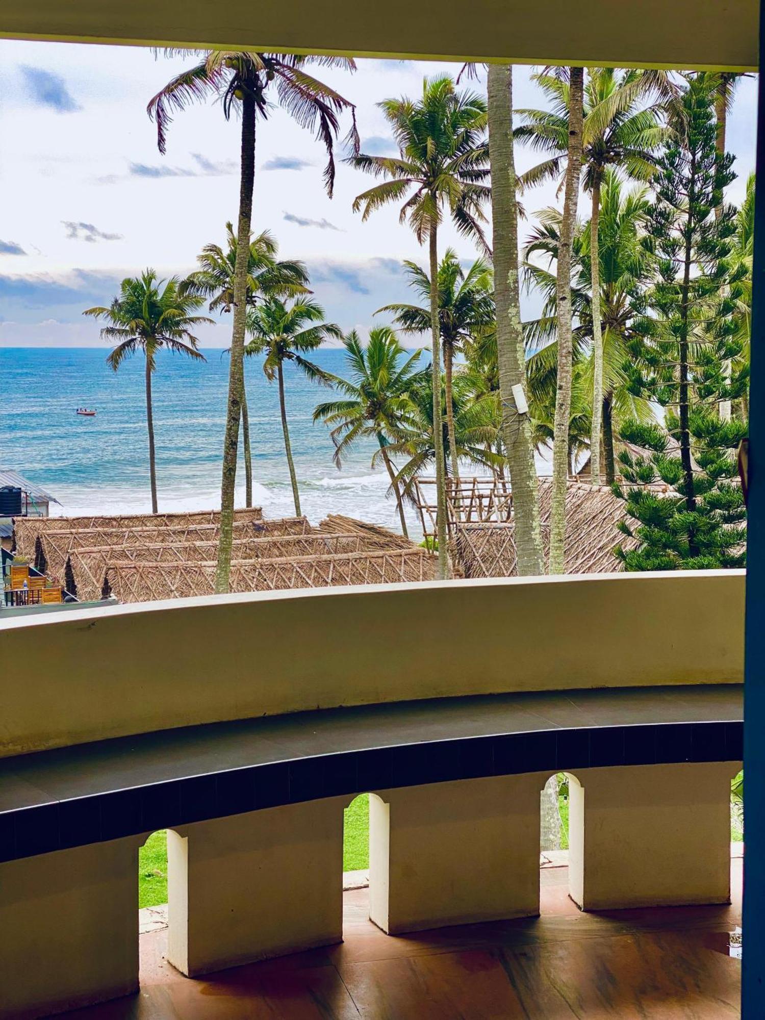 Beach View Balcony Resort By Hello Варкала Екстериор снимка